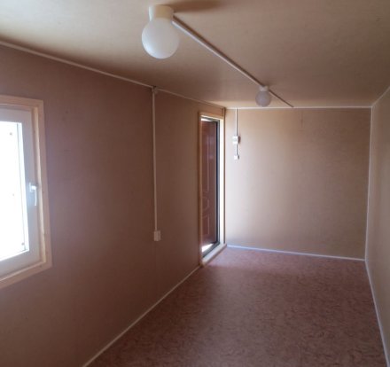 Бытовка прорабская профлист под дерево, обшита ДВП