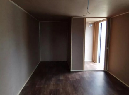 Бытовка БС-8 отделка оргалит, под офис, коммерческий линолеум