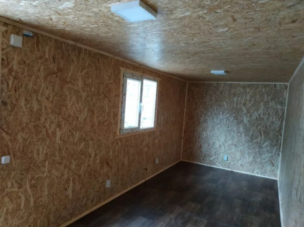 Бытовка БС-2 отделка ОСП плита, тамбур Бытовка БС-2 отделка ОСП плита, тамбур