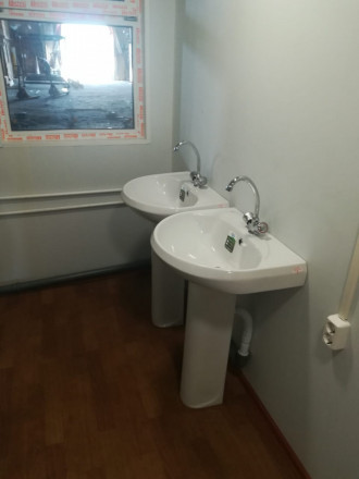 Бытовка сантехническая с душем - 01