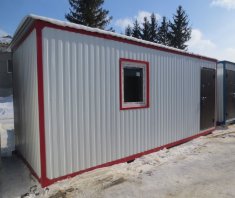 Вагончик белый 2,4х6м с металлической дверью